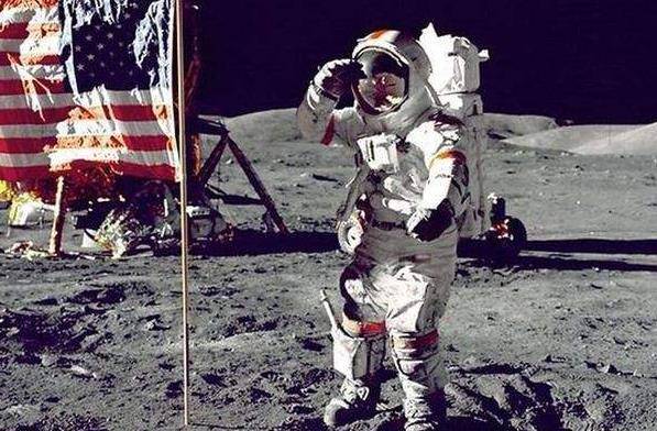 阿波罗20号月球女尸_月球上的三眼女尸真相_月球发现三眼女尸视频